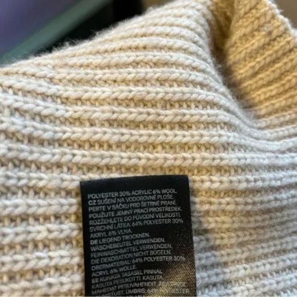 H&M Sweater with Pearlescent Beads in oatmeal soft rib knit oversized slouchy M - Picture 8 of 11